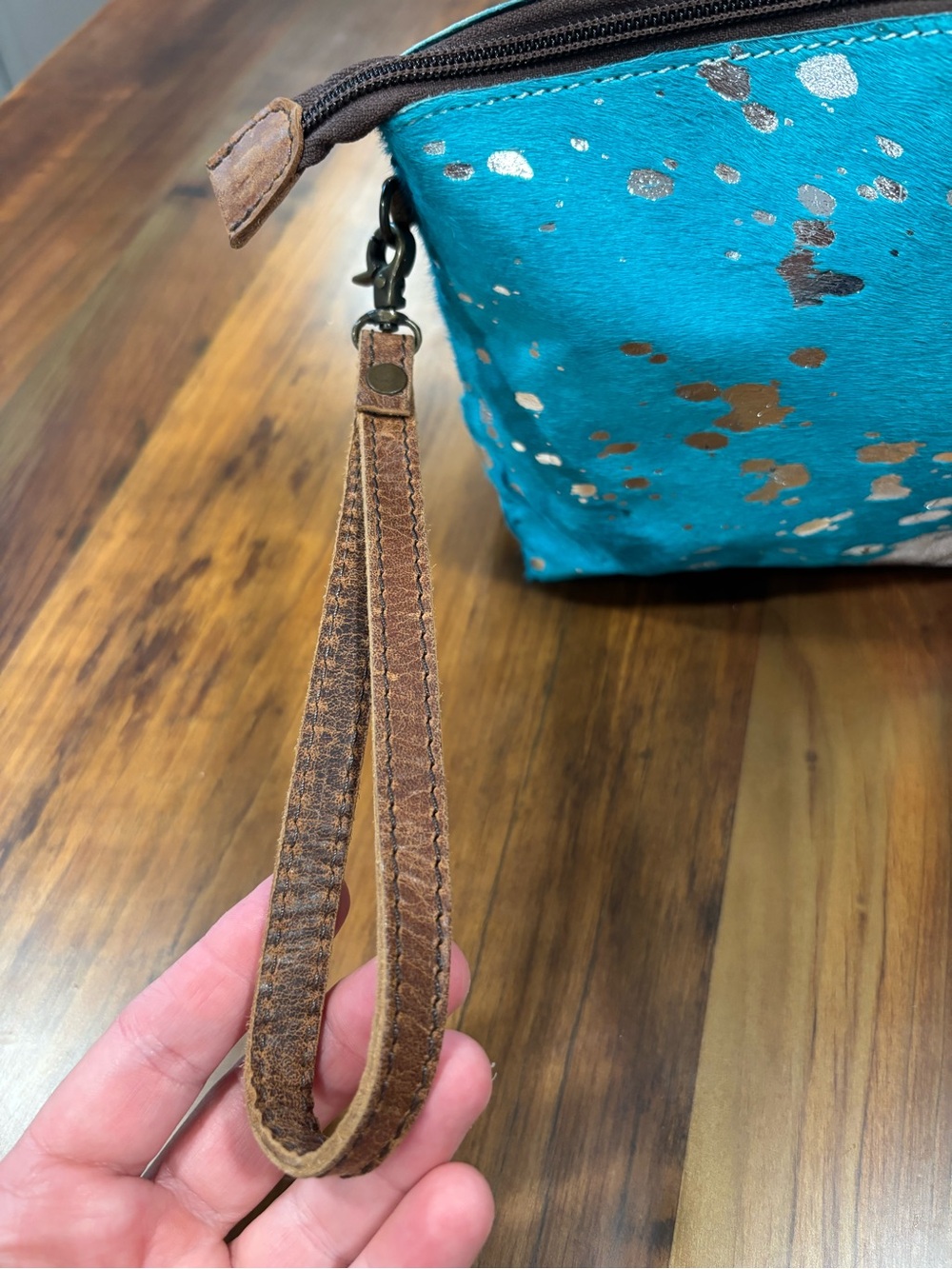American Darling Turquoise Cowhide Leather Zipper Clutch w brown trim and strap - Picture 3 of 9